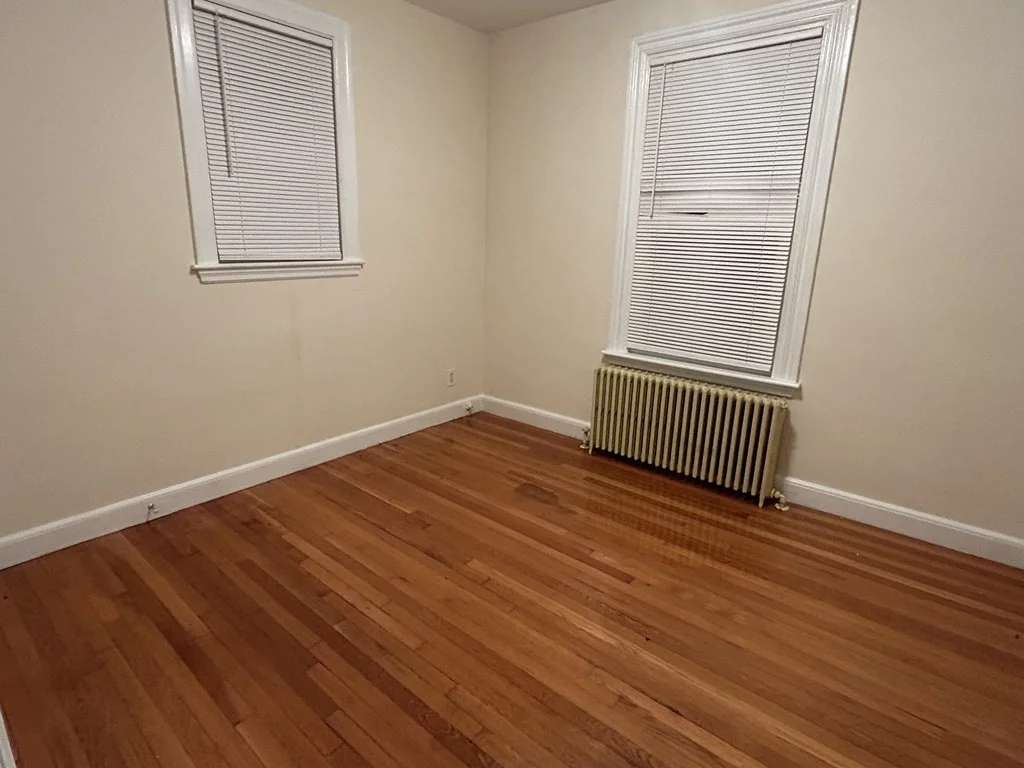 2 bed, 1 bath apartment for rent at 12 Auburn St Unit 1, Malden — photo 6 of 9
