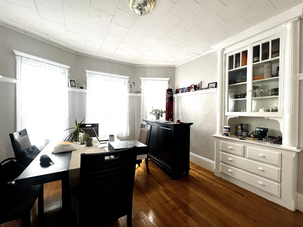 2 bed, 1 bath apartment for rent at 12 Bailey St Unit 1, West Somerville — photo 5 of 14