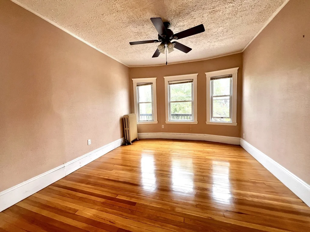 3 bed, 1 bath apartment for rent at 12 Bailey St Unit 2, West Somerville — photo 6 of 15