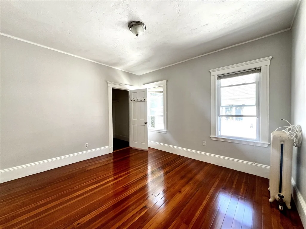 3 bed, 1 bath apartment for rent at 12 Bailey St Unit 2, West Somerville — photo 5 of 15