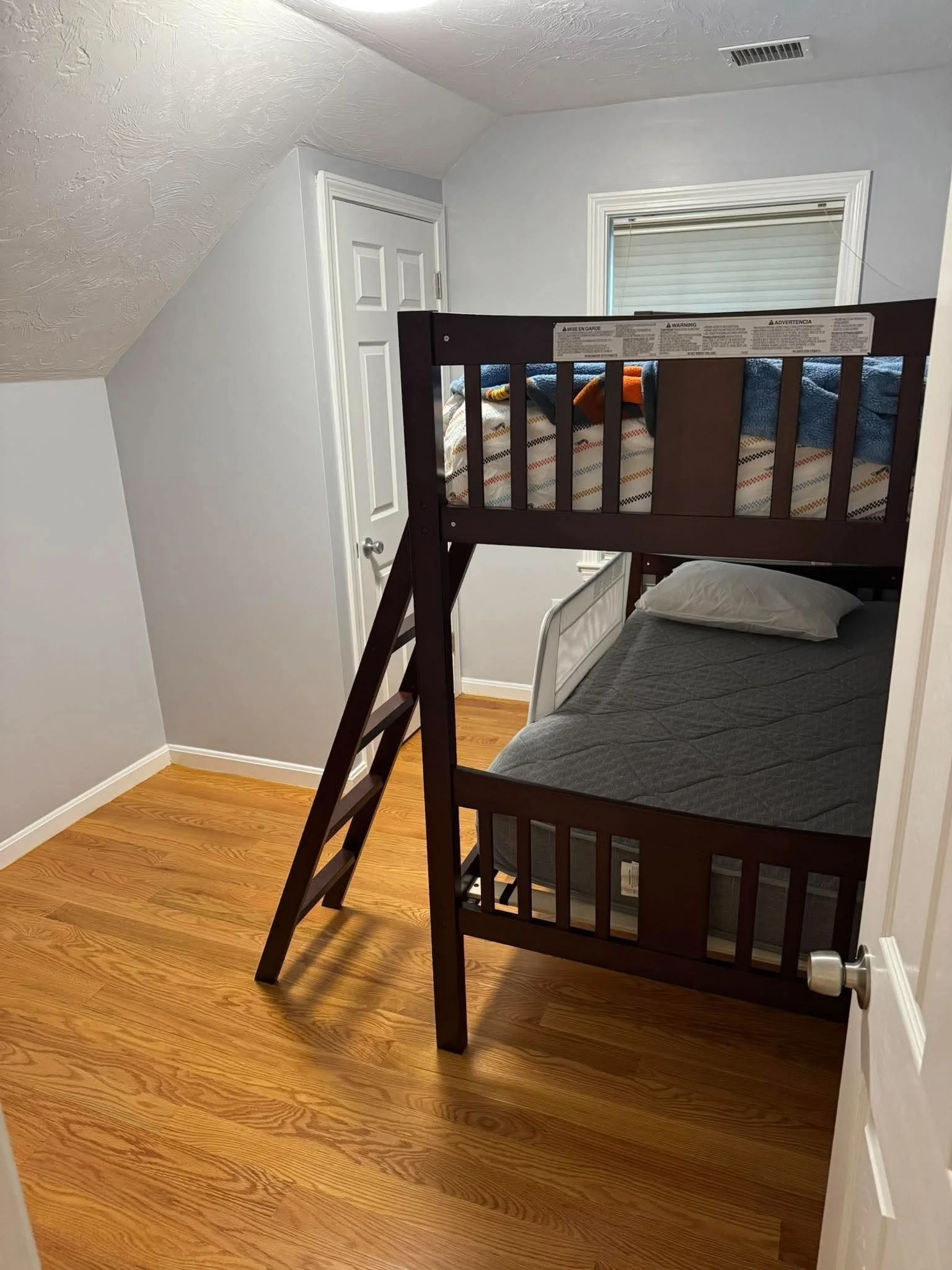 3 bed, 2 bath apartment for rent at 12 Baker Ave, Weymouth — photo 8 of 9