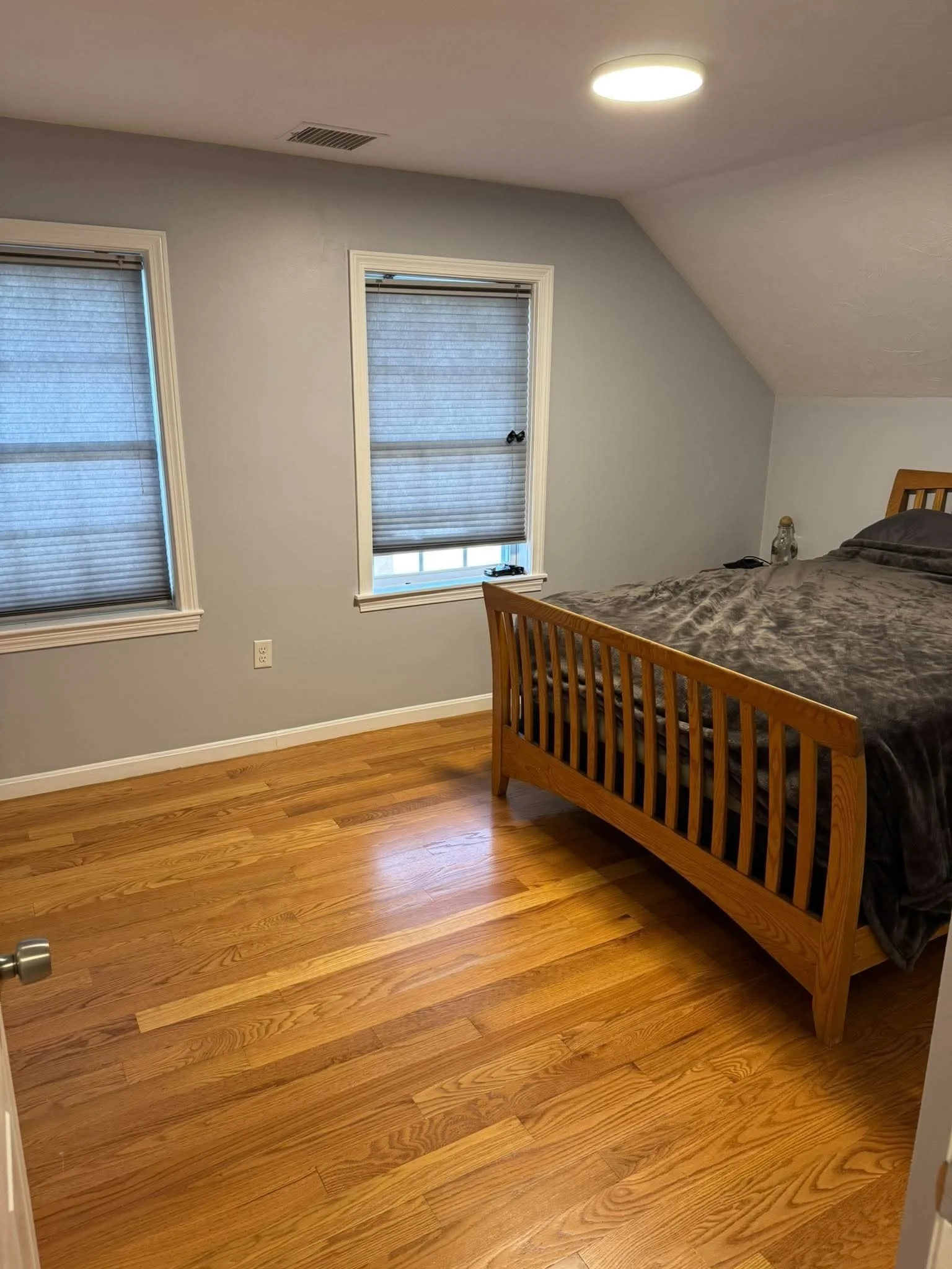 3 bed, 2 bath apartment for rent at 12 Baker Ave, Weymouth — photo 7 of 9
