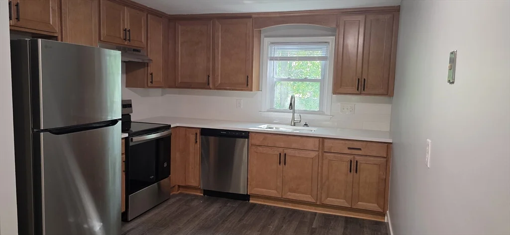 2 bed, 1 bath apartment for rent at 12 Barbara Rd Unit 4, North Attleboro — photo 1 of 14