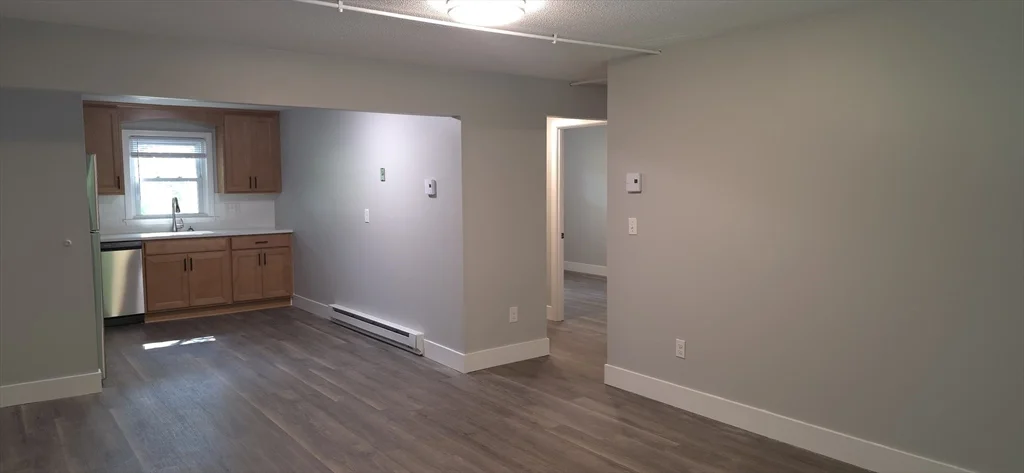 2 bed, 1 bath apartment for rent at 12 Barbara Rd Unit 4, North Attleboro — photo 5 of 14