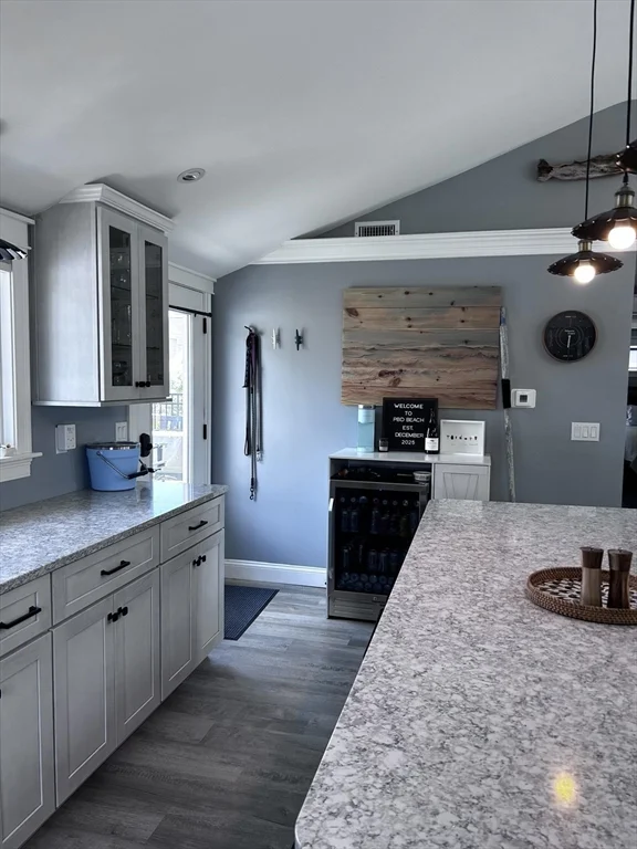 3 bed, 2 bath apartment for rent at 12 Barker Unit WINTER, Plum Island — photo 6 of 24