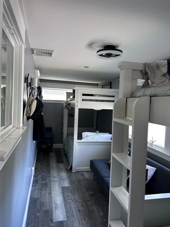 3 bed, 2 bath apartment for rent at 12 Barker Unit WINTER, Plum Island — photo 16 of 24