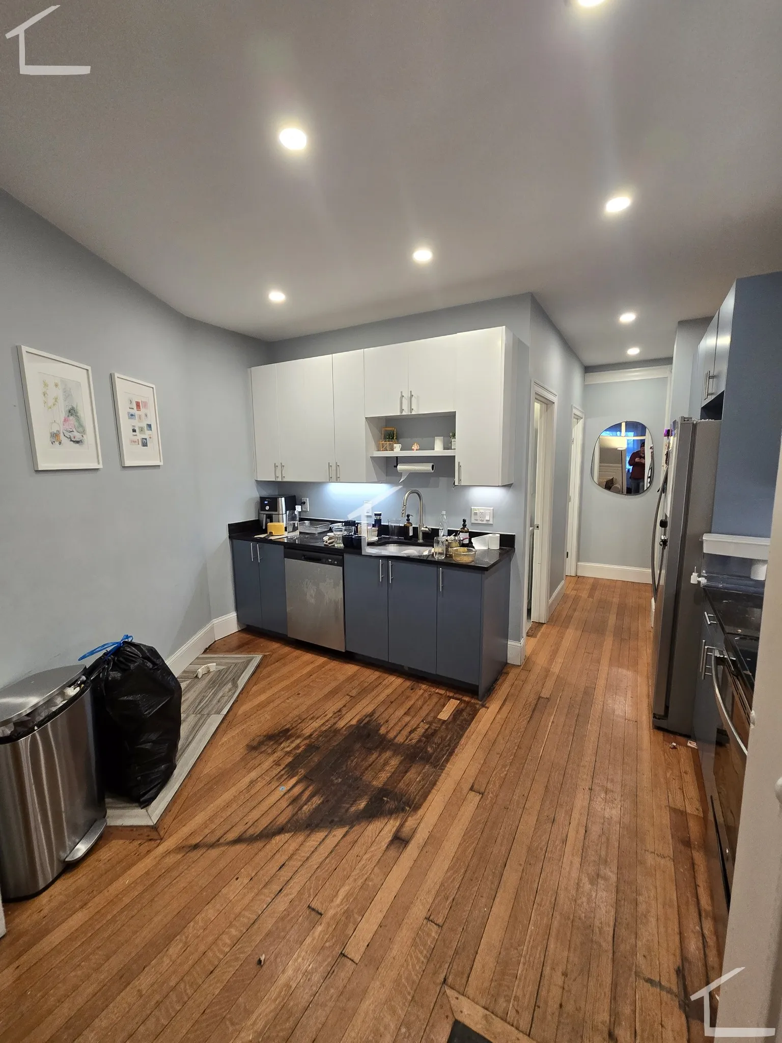 4 bed, 2 bath apartment for rent at 12 Bay State Rd Unit 1, Fenway — photo 7 of 10