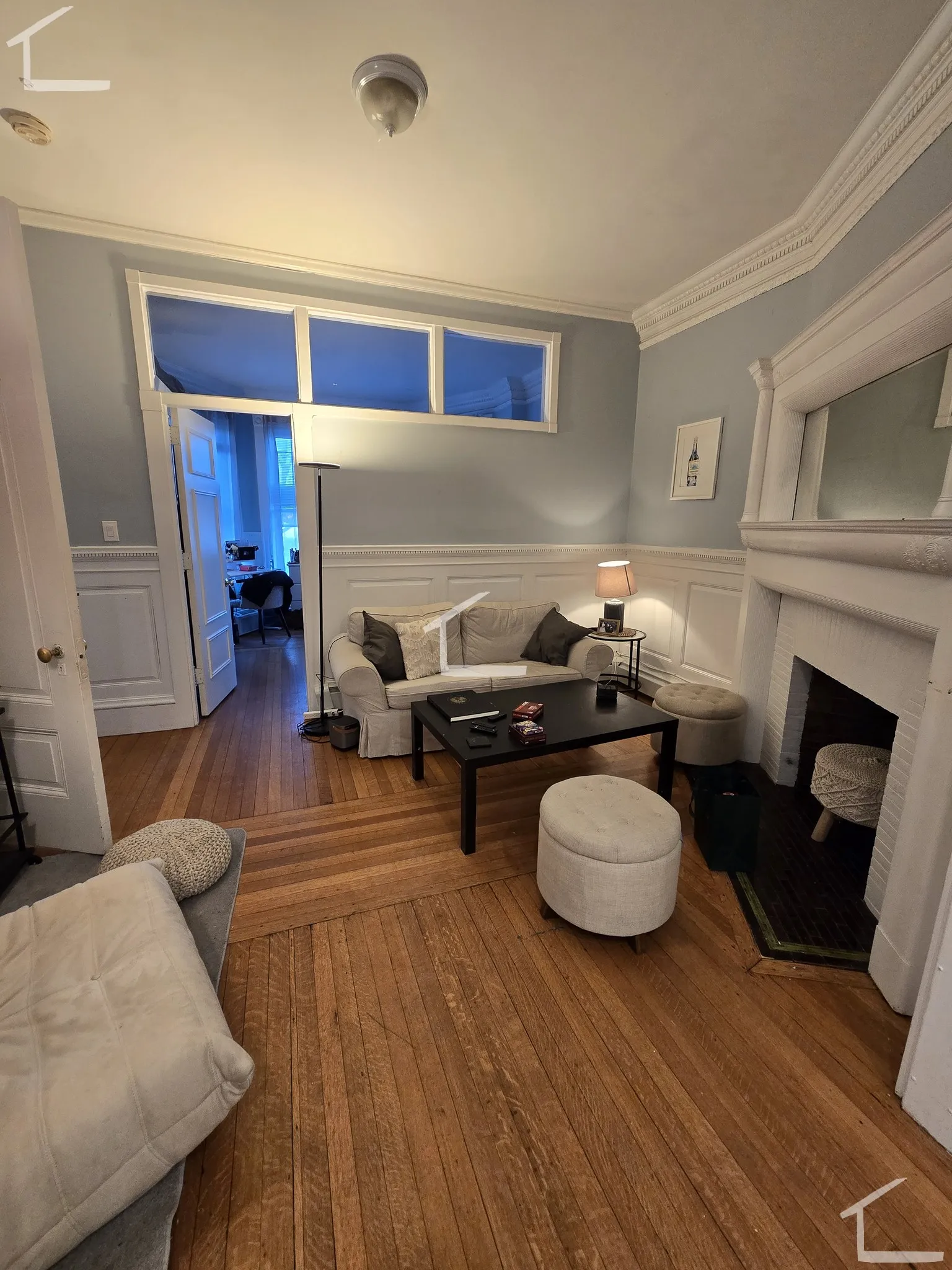 4 bed, 2 bath apartment for rent at 12 Bay State Rd Unit 1, Fenway — photo 6 of 10
