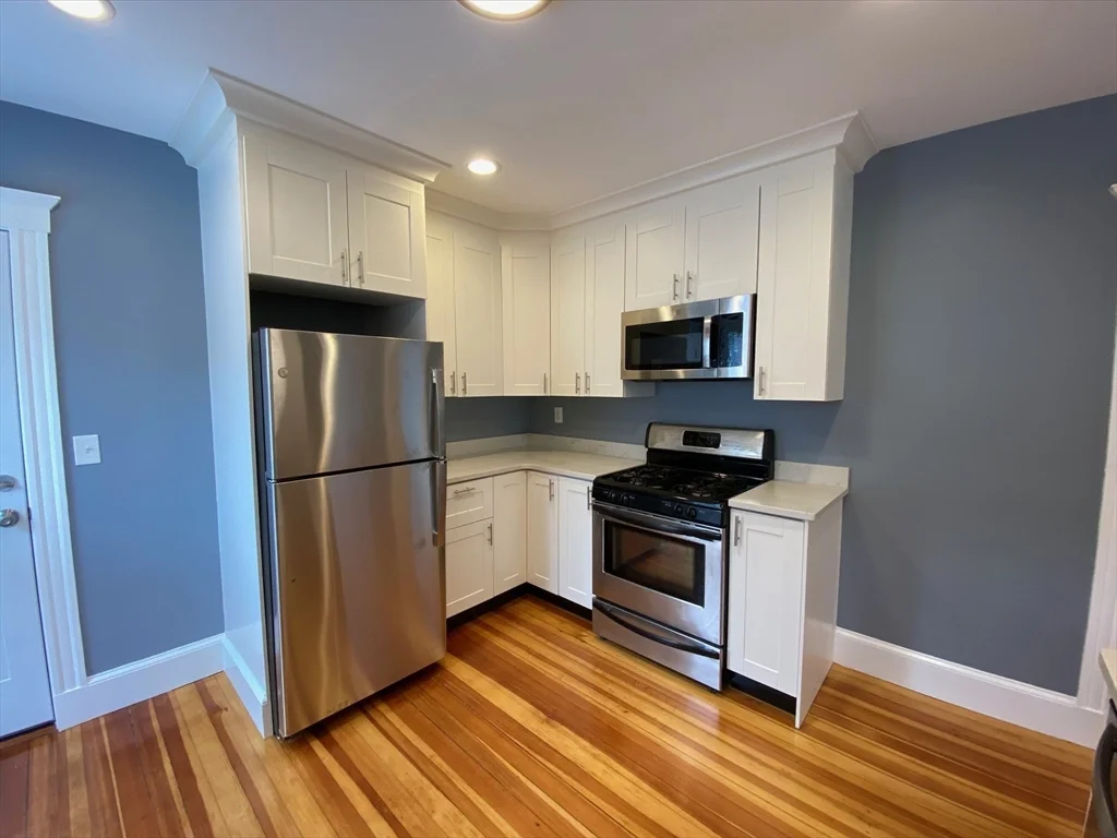 3 bed, 1 bath apartment for rent at 12 Becket St Unit 3, Dorchester — photo 2 of 13
