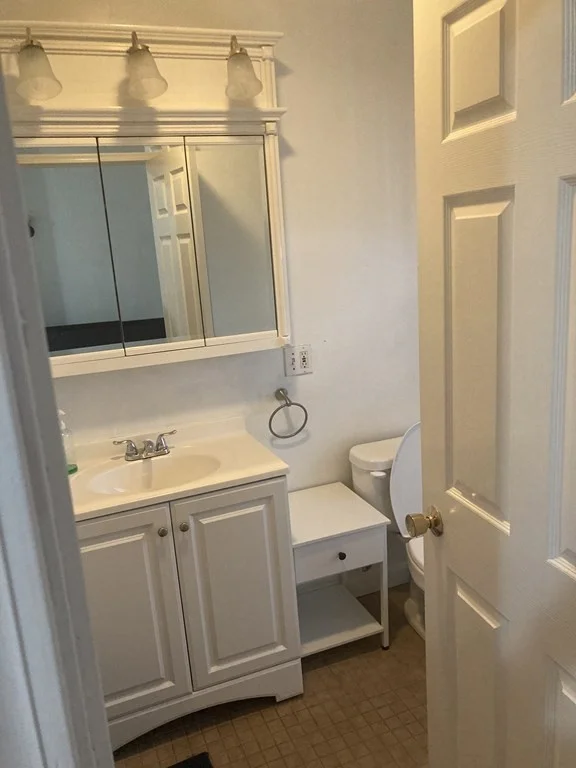 1 bed, 1 bath apartment for rent at 12 Beckler Ave Unit 1, South Boston — photo 5 of 8
