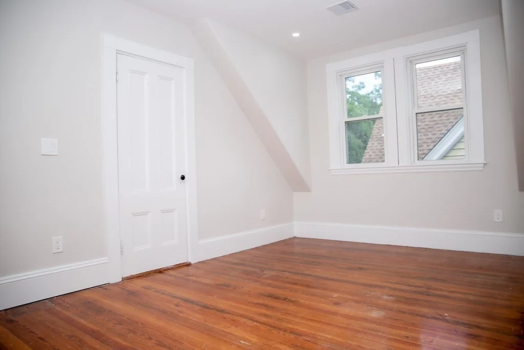3 bed, 1 bath apartment for rent at 12 Belfort St Unit 3, Dorchester — photo 6 of 10