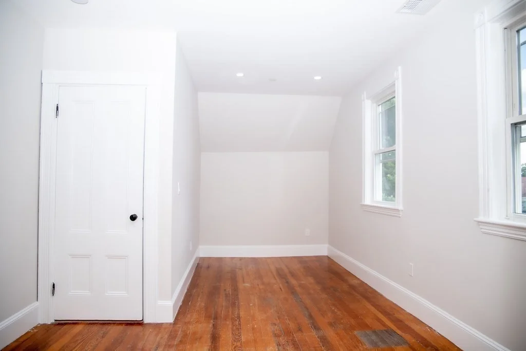 3 bed, 1 bath apartment for rent at 12 Belfort St Unit 3, Dorchester — photo 3 of 10