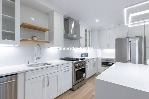 4 bed, 3.5 bath apartment for rent at 12 Belmont St Unit T, Newton Corner