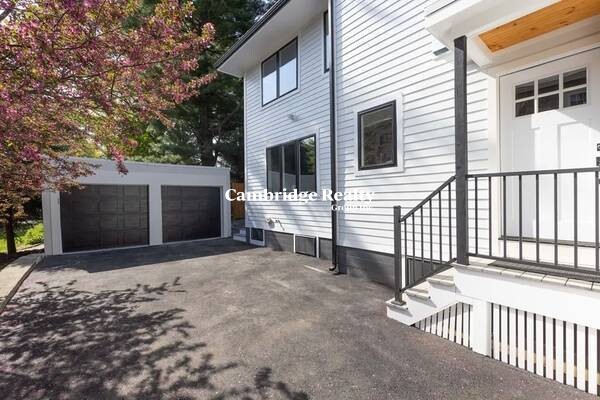 4 bed, 3.5 bath apartment for rent at 12 Belmont St Unit T, Newton Corner — photo 7 of 13