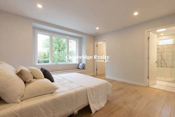4 bed, 3.5 bath apartment for rent at 12 Belmont St Unit T, Newton Corner — photo 4 of 13