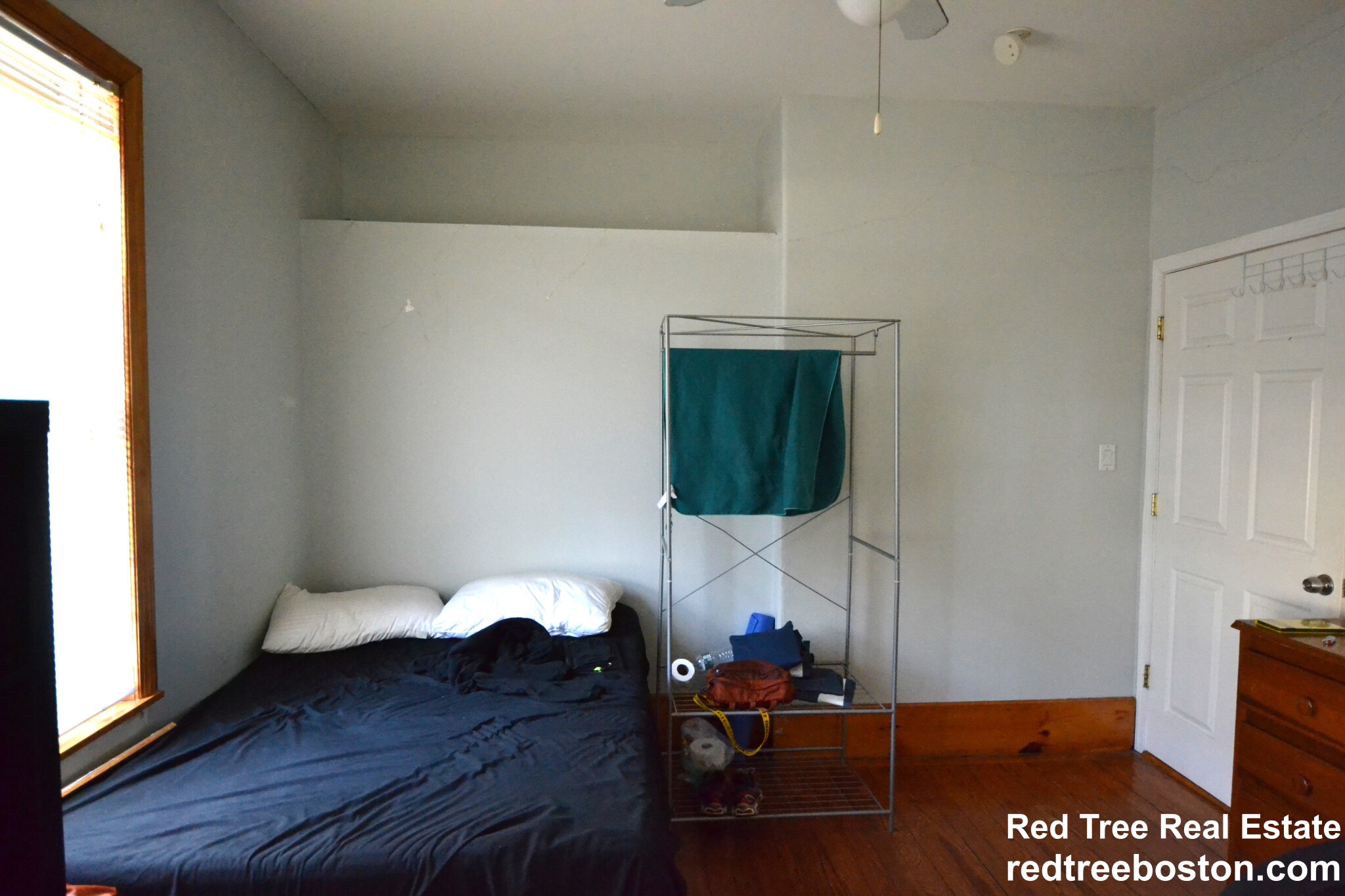 4 bed, 1 bath apartment for rent at 12 Bennett St Unit 1, Brighton — photo 5 of 7