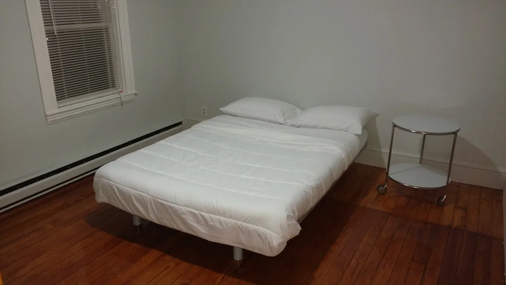 3 bed, 1 bath apartment for rent at 12 Bennett St Unit 3, Brighton — photo 16 of 17