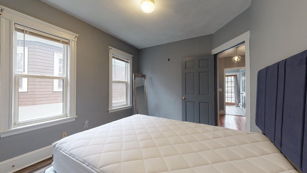 3 bed, 1 bath apartment for rent at 12 Bentham Rd Unit 0, Dorchester — photo 10 of 23