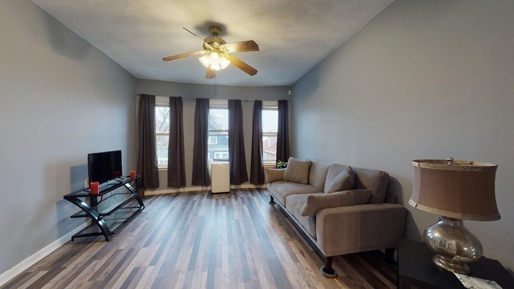 3 bed, 1 bath apartment for rent at 12 Bentham Rd Unit 0, Dorchester — photo 8 of 23