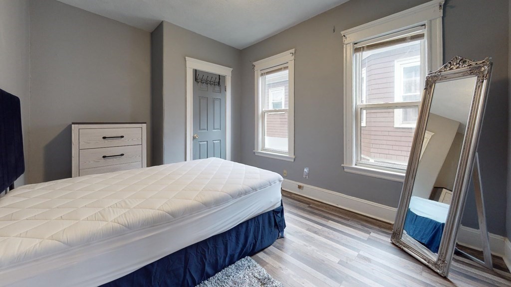 3 bed, 1 bath apartment for rent at 12 Bentham Rd Unit 0, Dorchester — photo 9 of 23