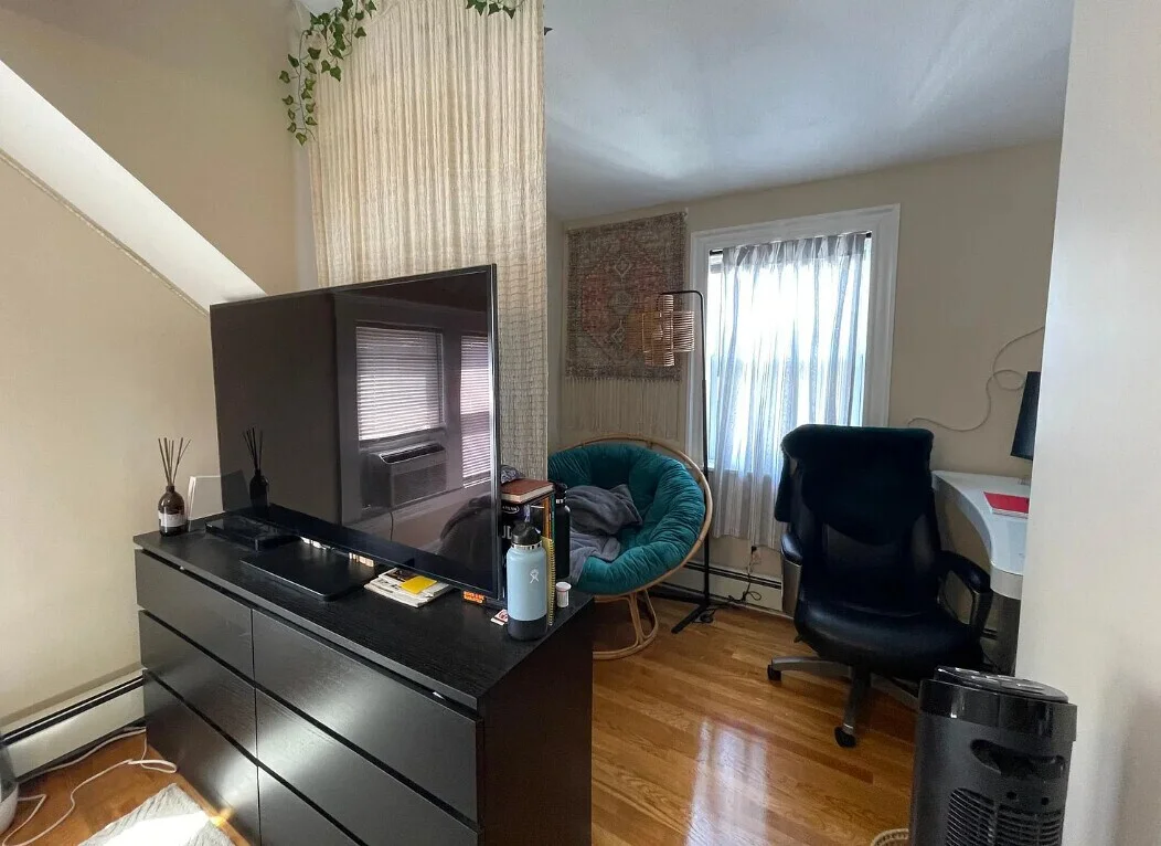 5 bed, 2 bath apartment for rent at 12 Berwick Rd, Tufts University — photo 12 of 16