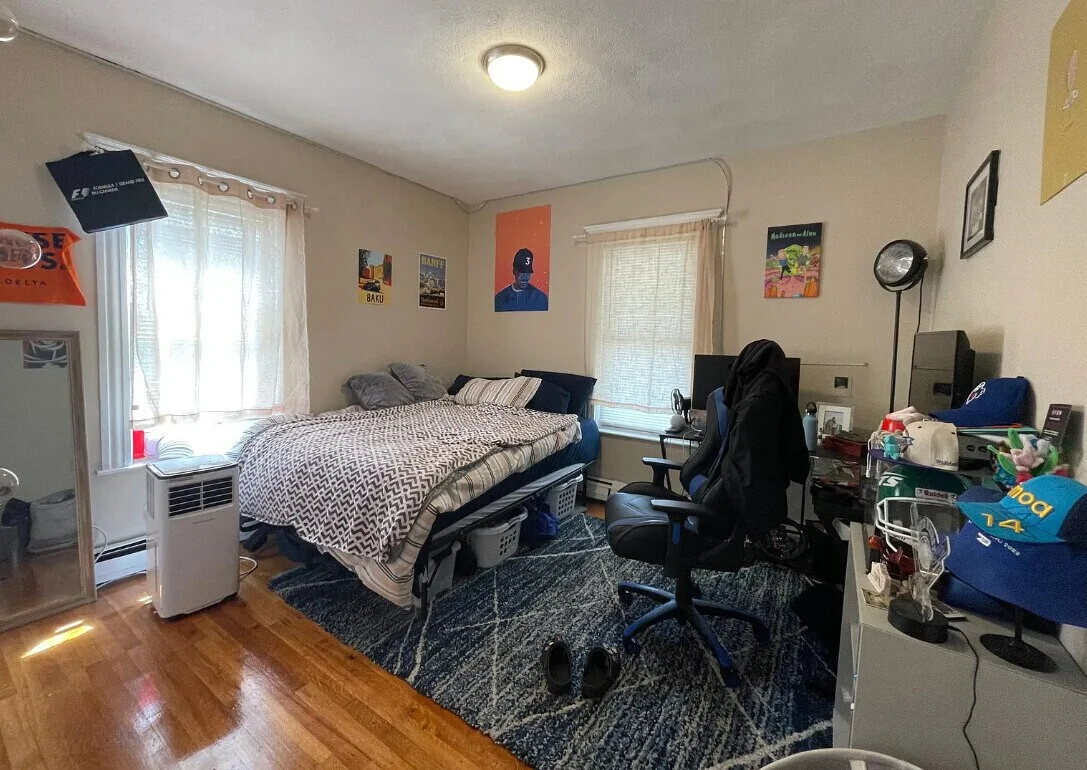 5 bed, 2 bath apartment for rent at 12 Berwick Rd, Tufts University — photo 13 of 16