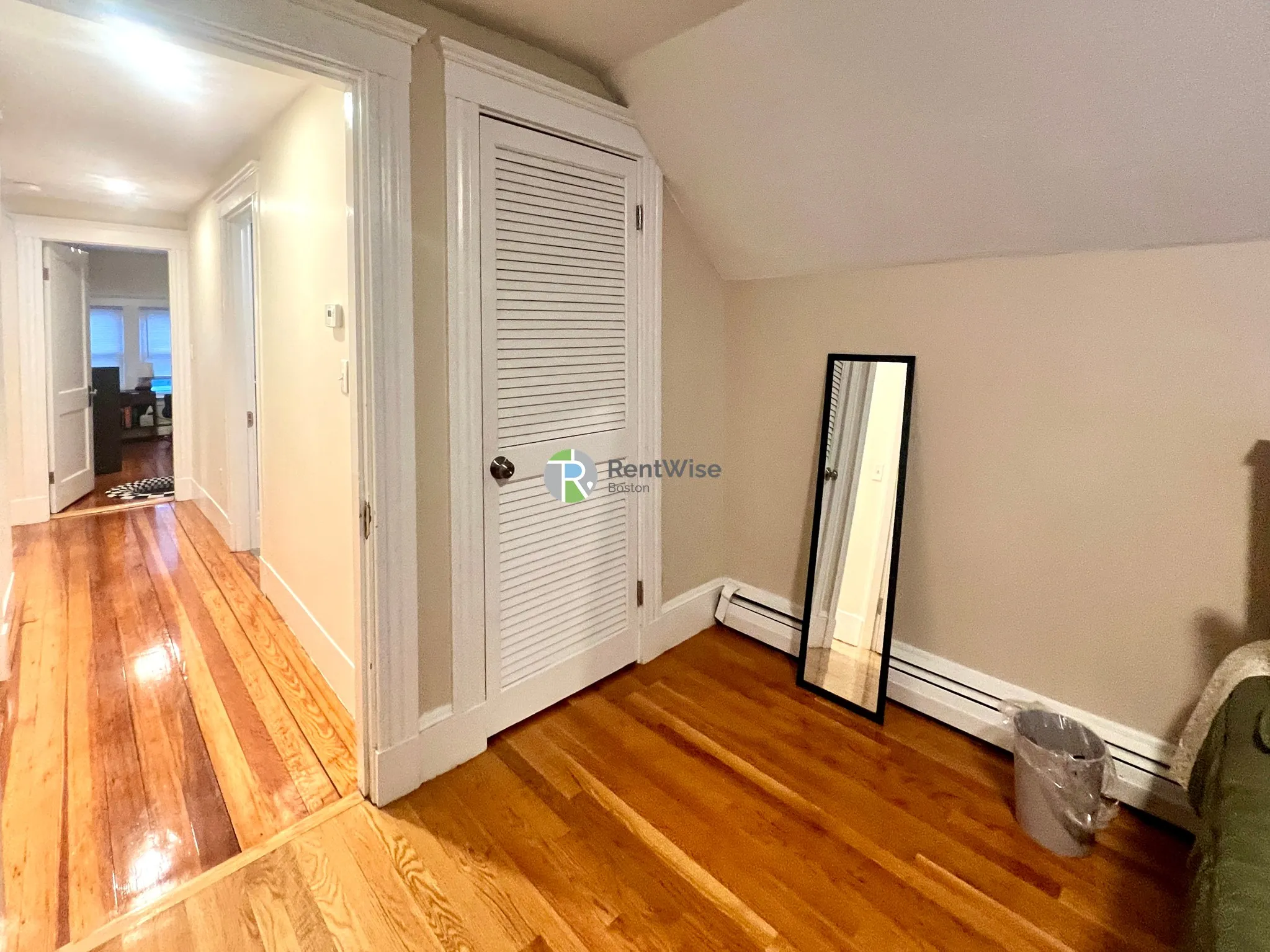 5 bed, 2 bath apartment for rent at 12 Berwick Rd Unit 1, South Medford — photo 16 of 24