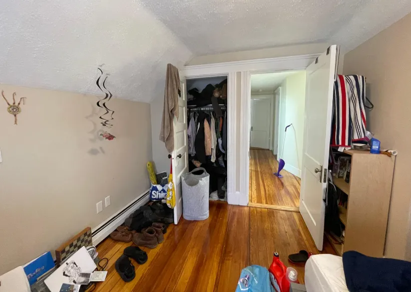 5 bed, 2 bath apartment for rent at 12 Berwick Rd Unit ., South Medford — photo 8 of 20