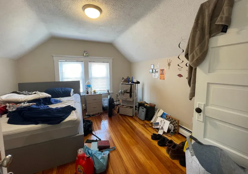 5 bed, 2 bath apartment for rent at 12 Berwick Rd Unit ., South Medford — photo 7 of 20