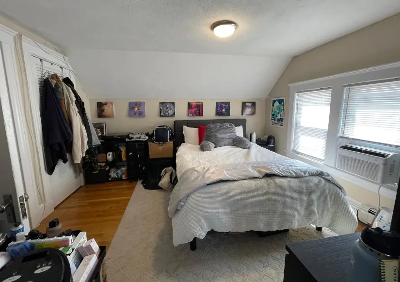 5 bed, 2 bath apartment for rent at 12 Berwick Rd Unit ., South Medford — photo 14 of 20