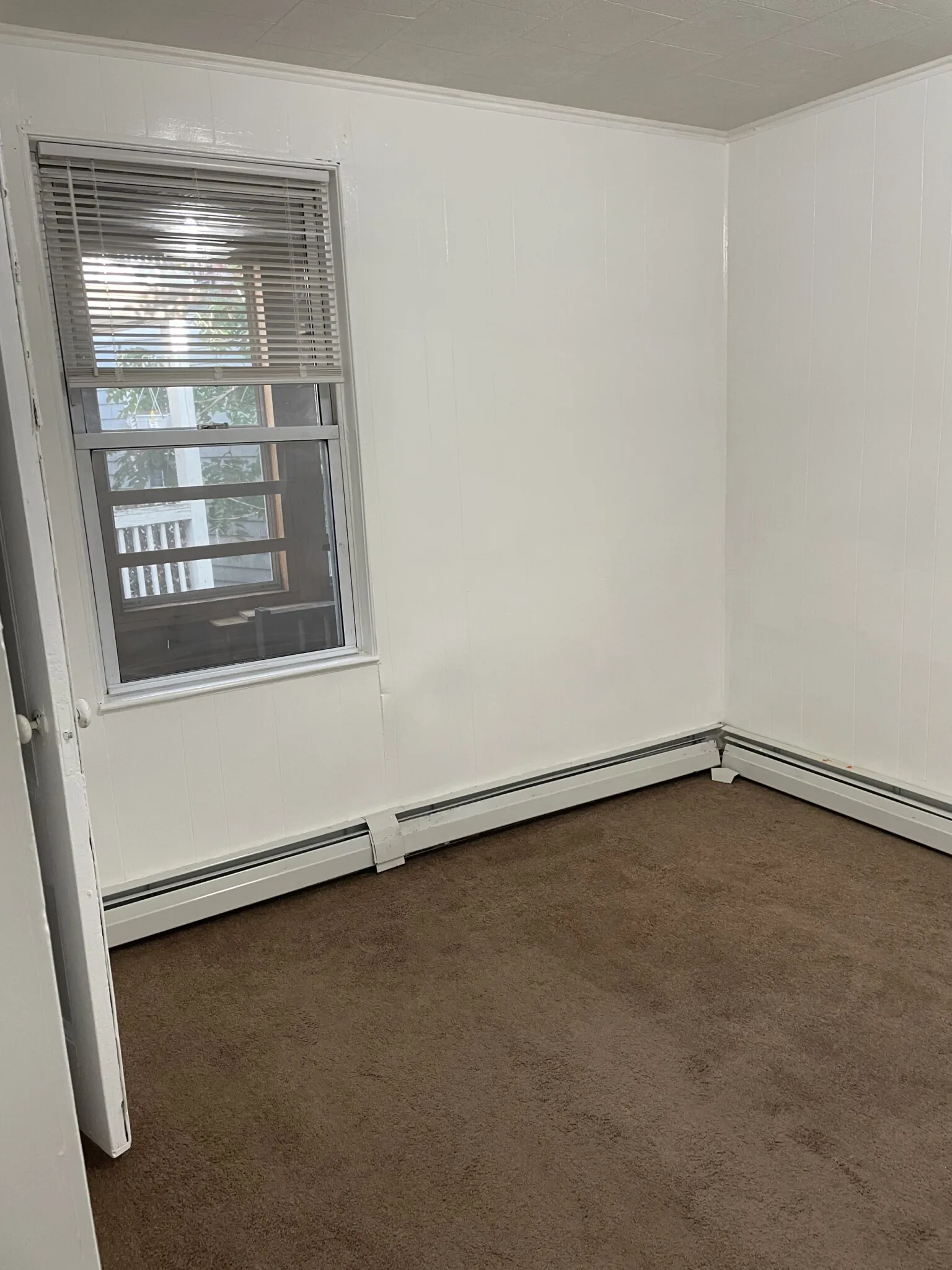 2 bed, 1 bath apartment for rent at 12 Boston St Unit 3, South Boston — photo 5 of 9