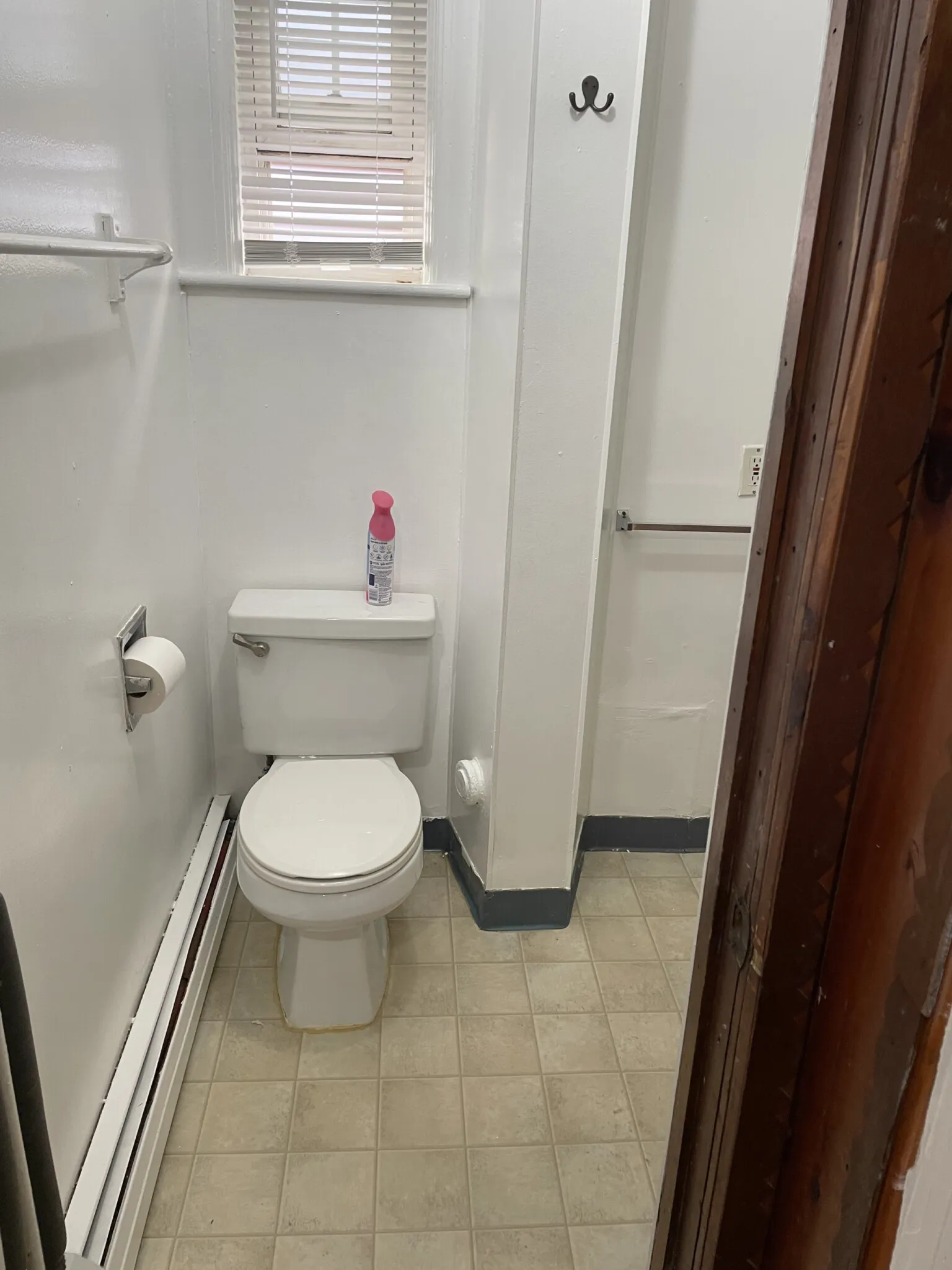 2 bed, 1 bath apartment for rent at 12 Boston St Unit 3, South Boston — photo 7 of 9