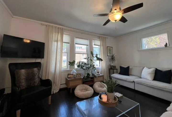 3 bed, 2 bath apartment for rent at 12 Bothwell Rd Unit 1, Boston — photo 2 of 17