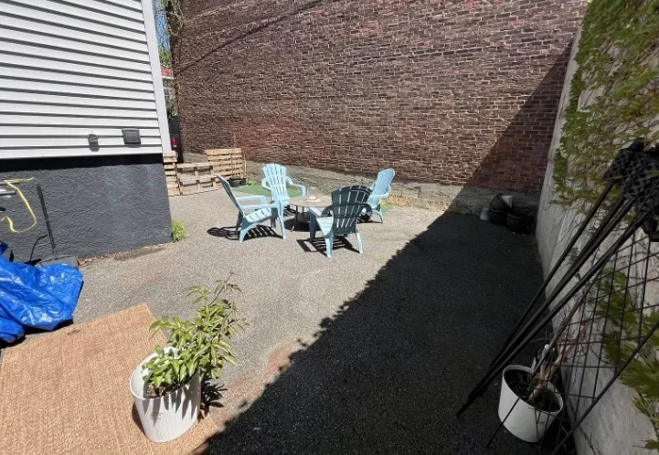 3 bed, 2 bath apartment for rent at 12 Bothwell Rd Unit 1, Boston — photo 7 of 17
