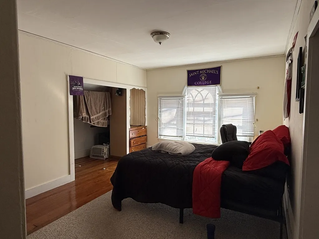 4 bed, 3.5 bath apartment for rent at 12 Braemore Rd Unit 1, Brighton — photo 13 of 20