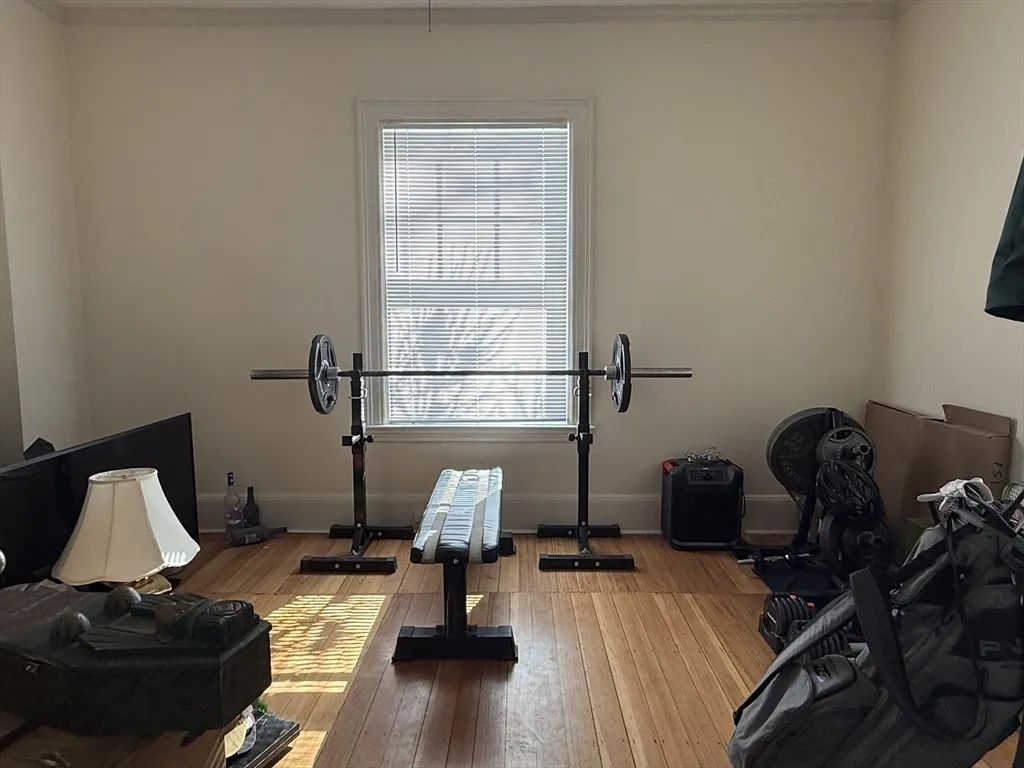 4 bed, 3.5 bath apartment for rent at 12 Braemore Rd Unit 1, Brighton — photo 10 of 20