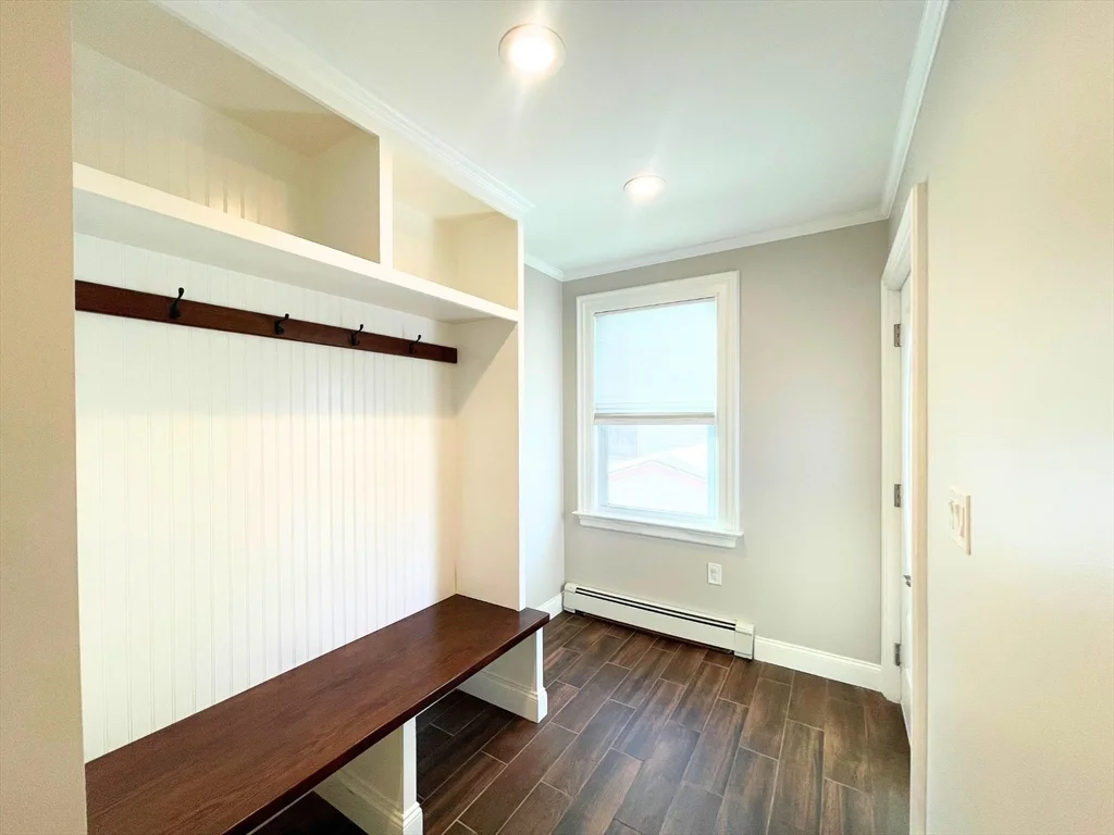 2 bed, 1 bath apartment for rent at 12 Briggs St Unit 1, Salem — photo 6 of 24