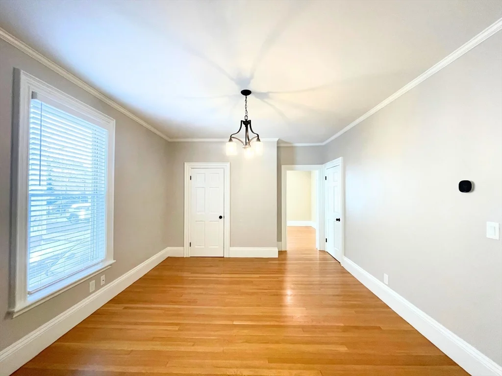 2 bed, 1 bath apartment for rent at 12 Briggs St Unit 1, Salem — photo 4 of 24