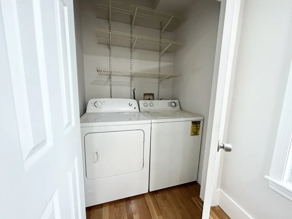 4 bed, 1 bath apartment for rent at 12 Buttonwood Unit 2, Boston — photo 9 of 9