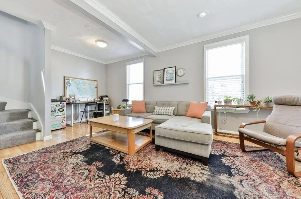 2 bed, 1 bath apartment for rent at 12 Cambria St Unit 2, Spring Hill — photo 2 of 11