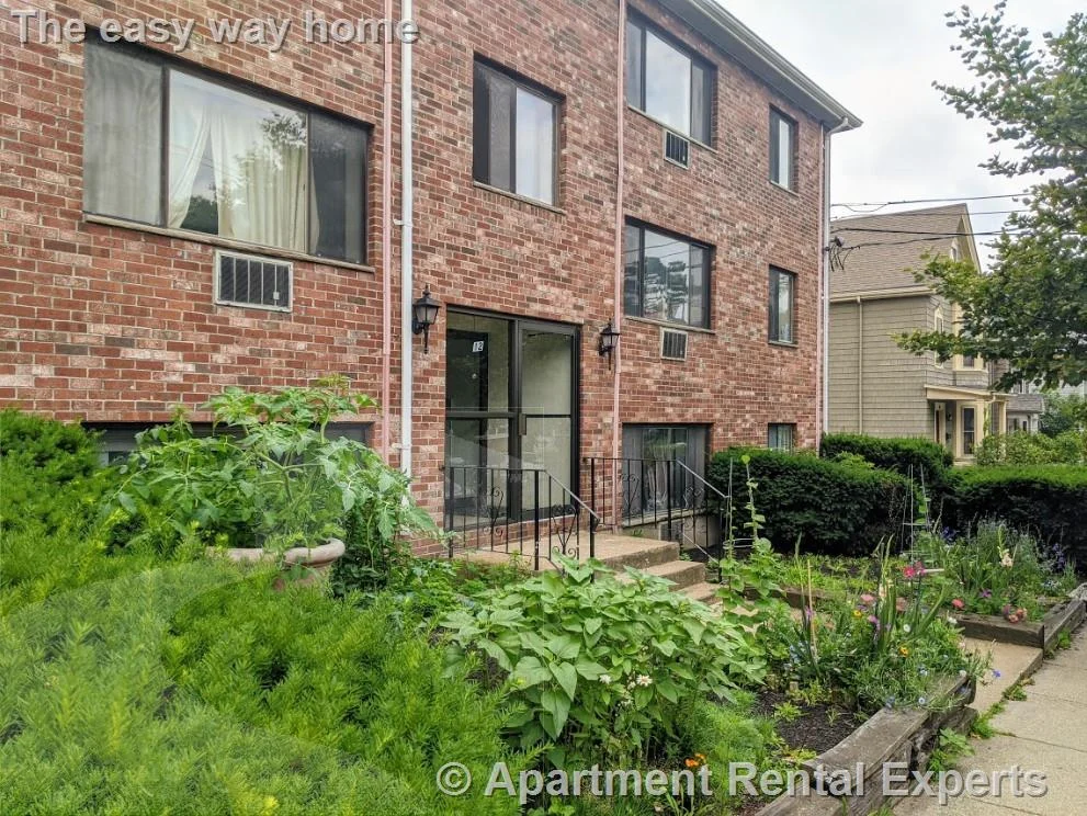 1 bed, 1 bath apartment for rent at 12 Cameron Ave Unit 10, Davis Square — photo 15 of 16