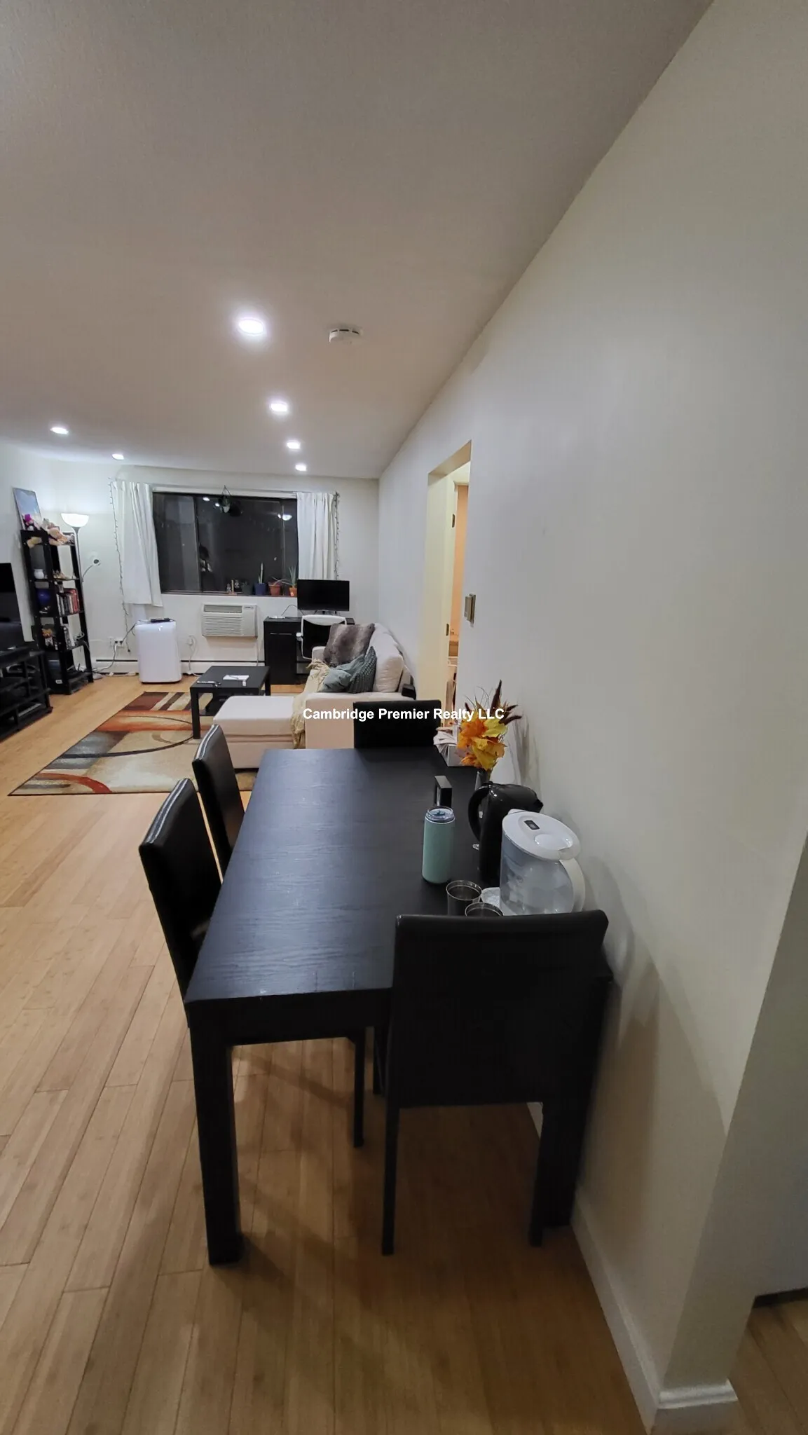 1 bed, 1 bath apartment for rent at 12 Cameron Ave Unit 6, Teele Square — photo 2 of 9