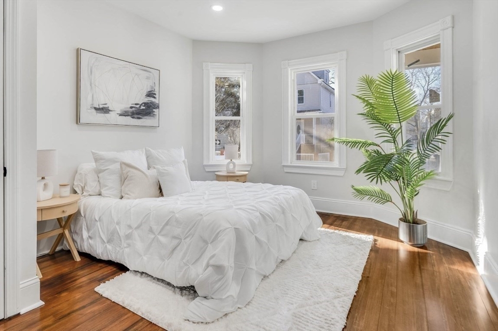 3 bed, 1 bath apartment for rent at 12 Capen Unit 1, Boston — photo 14 of 16