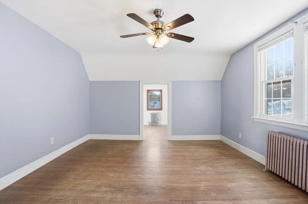 3 bed, 1 bath apartment for rent at 12 Cardinal Rd, Tatnuck — photo 19 of 31