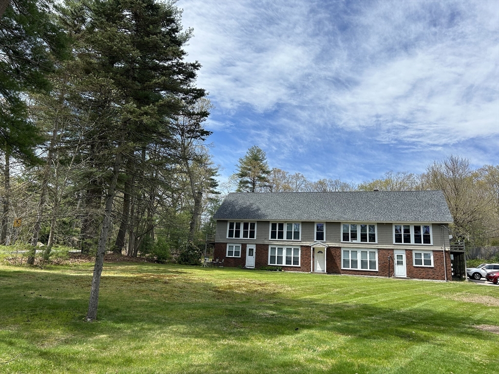 1 bed, 1 bath apartment for rent at 12 Cedar Unit 4, Holliston — photo 1 of 7