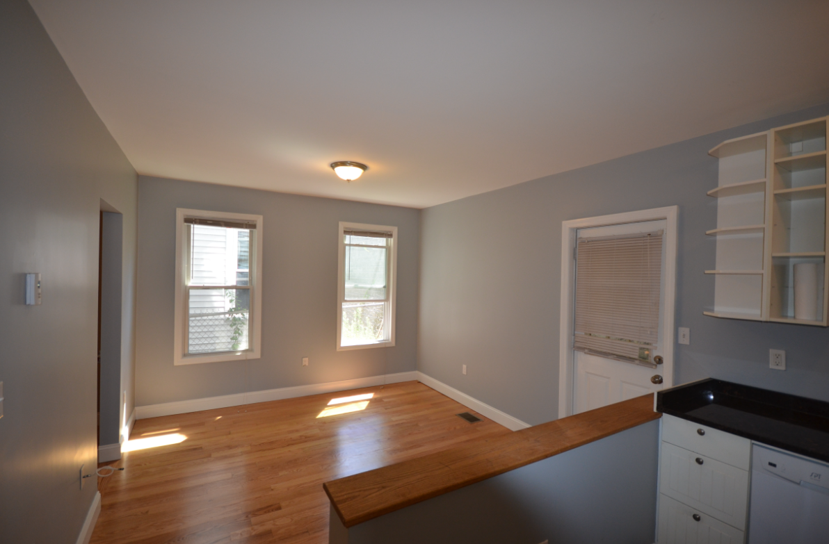 1.5 bed, 1 bath apartment for rent at 12 Cheever Ct Unit 1, East Boston — photo 3 of 7