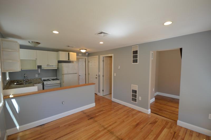 1.5 bed, 1 bath apartment for rent at 12 Cheever Ct Unit 1, East Boston — photo 4 of 7