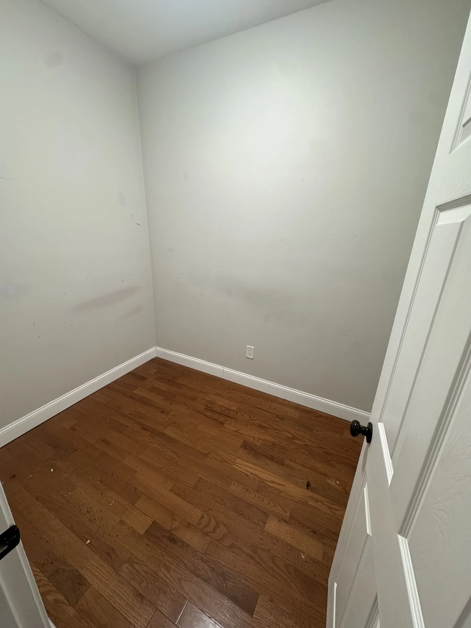 2 bed, 1 bath apartment for rent at 12 Chelsea St Unit 2, East Boston — photo 4 of 12