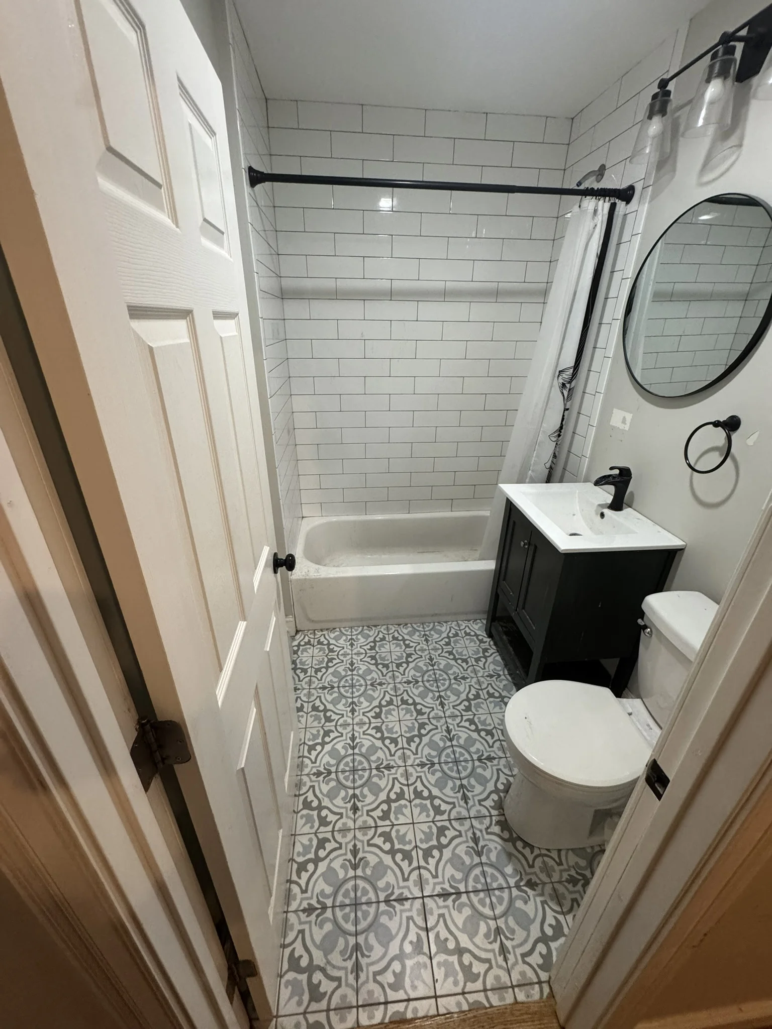 2 bed, 1 bath apartment for rent at 12 Chelsea St Unit 2, East Boston — photo 6 of 12