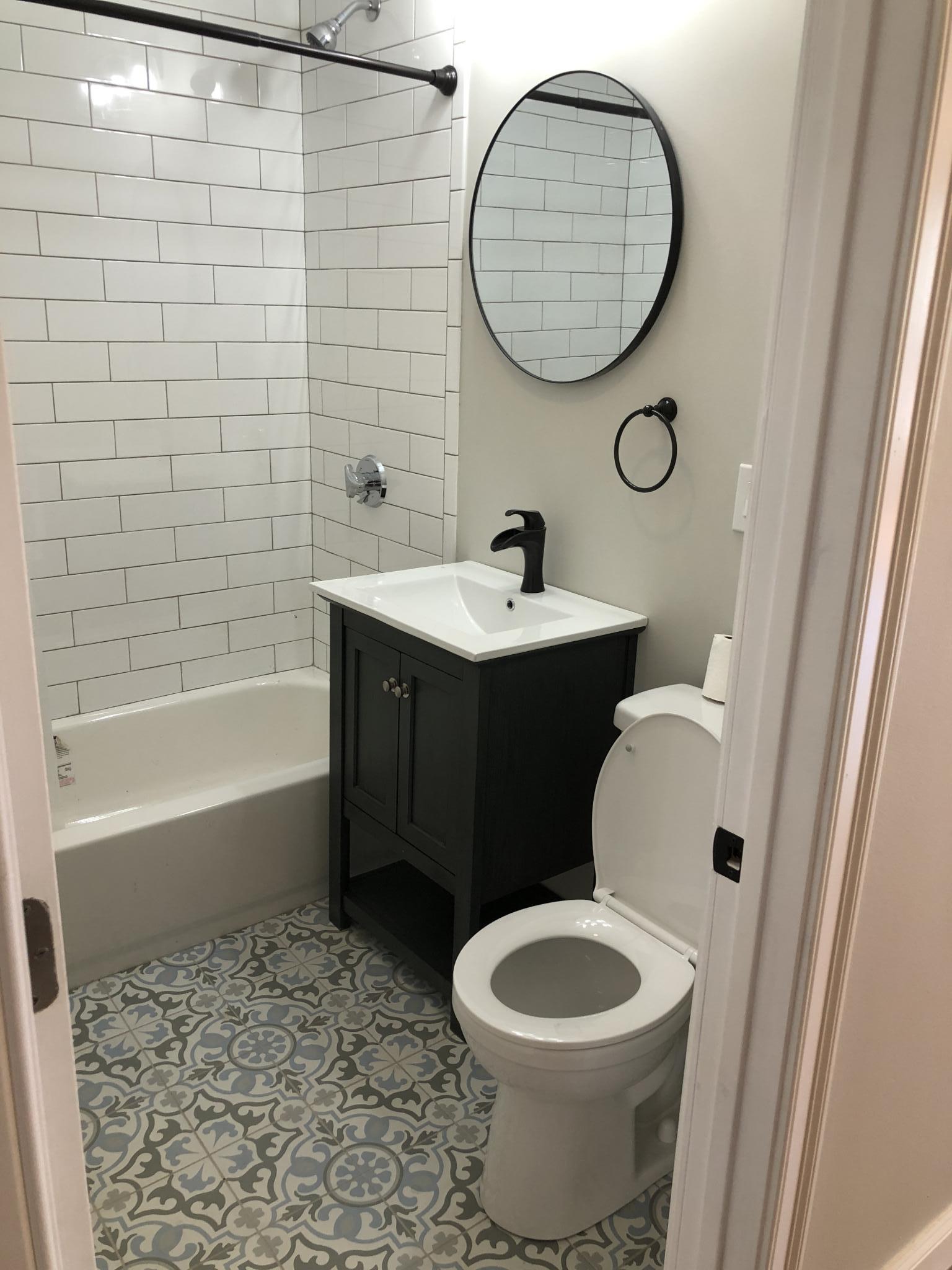 2.5 bed, 1 bath apartment for rent at 12 Chelsea St Unit 4, East Boston — photo 14 of 17